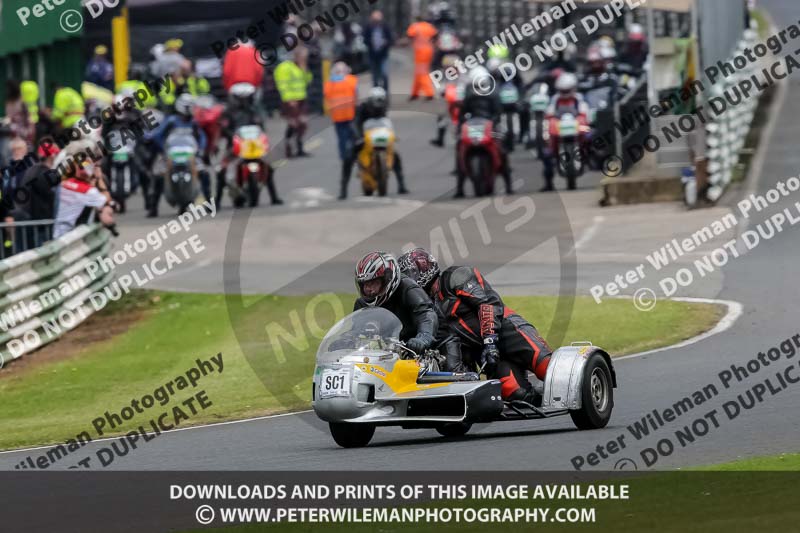 Vintage motorcycle club;eventdigitalimages;mallory park;mallory park trackday photographs;no limits trackdays;peter wileman photography;trackday digital images;trackday photos;vmcc festival 1000 bikes photographs